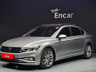2022 Volkswagen Passat B8 Рестайлинг, серебристый, 2100000 рублей, вид 1