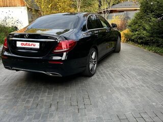 2018 Mercedes-Benz E-Класс 220 d V (W213, S213, C238), чёрный, 2400000 рублей, вид 3