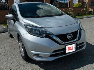 2020 Nissan Note II Рестайлинг, серебристый, 790000 рублей, вид 5