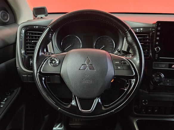2019 Mitsubishi Outlander III Рестайлинг 3, синий, 2149000 рублей - вид 12