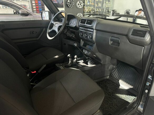 2026 Lada (ВАЗ) Niva Legend I, серебристый, 1273000 рублей - вид 11