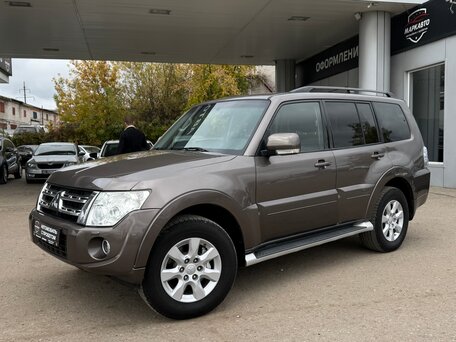 2011 Mitsubishi Pajero IV, коричневый, 2150000 рублей, вид 2