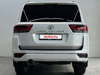 2022 Toyota Land Cruiser 300 Series, белый, 11100000 рублей, вид 5