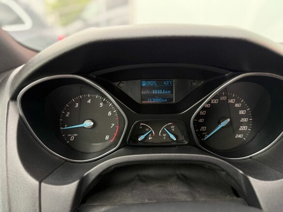 2011 Ford Focus III, серый, 799000 рублей - вид 10