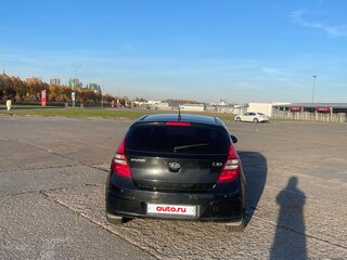 2011 Hyundai i30 I Рестайлинг, чёрный, 670000 рублей, вид 3