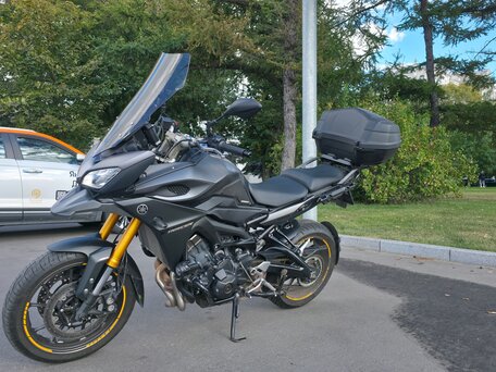 2015 Yamaha MT-09 Tracer (FJ-09), серый, 777000 рублей, вид 2