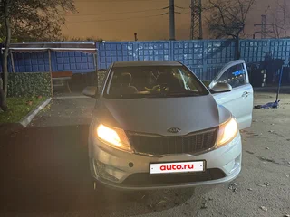 2014 Kia Rio 4-speed III, серый, 1300000 рублей, вид 2