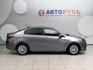 2019 Kia Rio IV, серый, 1291000 рублей, вид 5