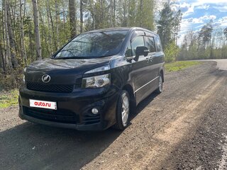 2012 Toyota Voxy II (R70) Рестайлинг, чёрный, 1600000 рублей, вид 4