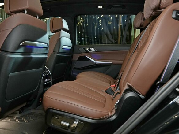 2023 BMW X7 40d I (G07) Рестайлинг, чёрный, 13800000 рублей - вид 22