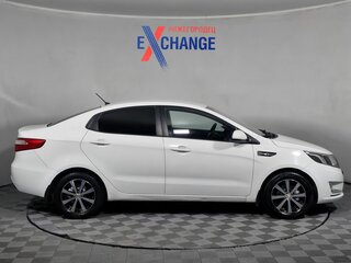 2014 Kia Rio III, белый, 699000 рублей, вид 4