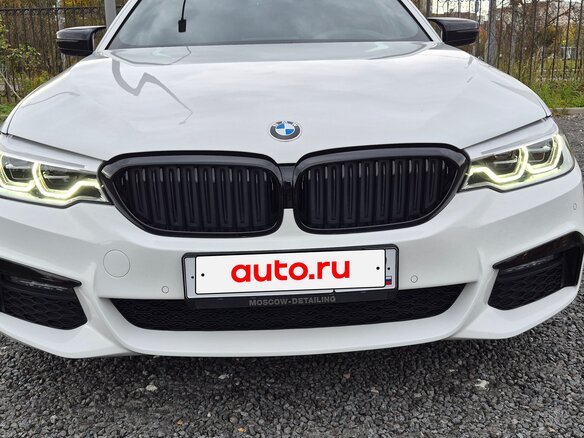 2019 BMW 5 серии 530d xDrive VII (G30/G31/G38), белый - вид 4
