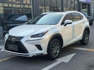 2020 Lexus NX 200 I Рестайлинг, белый, 2830000 рублей, вид 1