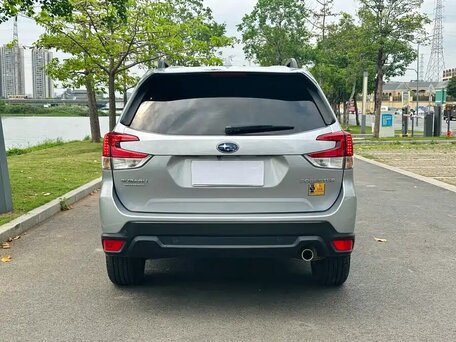 2021 Subaru Forester V Рестайлинг, серебристый, 2154000 рублей, вид 5