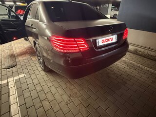 2014 Mercedes-Benz E-Класс 200 IV (W212, S212, C207) Рестайлинг, чёрный, 1609500 рублей, вид 3