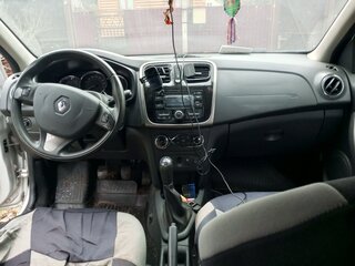 2015 Renault Sandero II, серый, 800000 рублей, вид 1