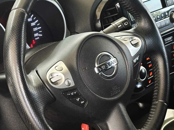 2014 Nissan Juke I, белый, 940000 рублей - вид 9