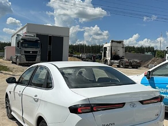 2023 Kaiyi E5, белый, 1064000 рублей - вид 3
