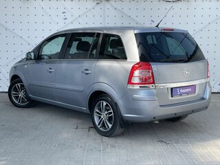 2011 Opel Zafira B Рестайлинг, серебристый, 820000 рублей, вид 5