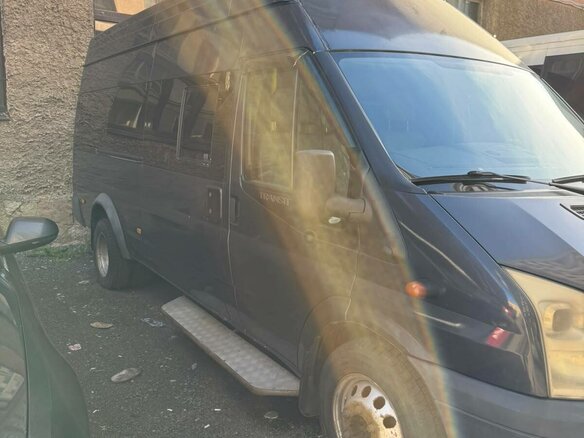 2011 Ford Transit, чёрный, 990000 рублей - вид 4