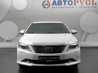 2013 Toyota Camry VII (XV50), белый, 1777000 рублей, вид 3