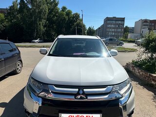 2015 Mitsubishi Outlander III Рестайлинг 2, белый, 1550000 рублей, вид 1