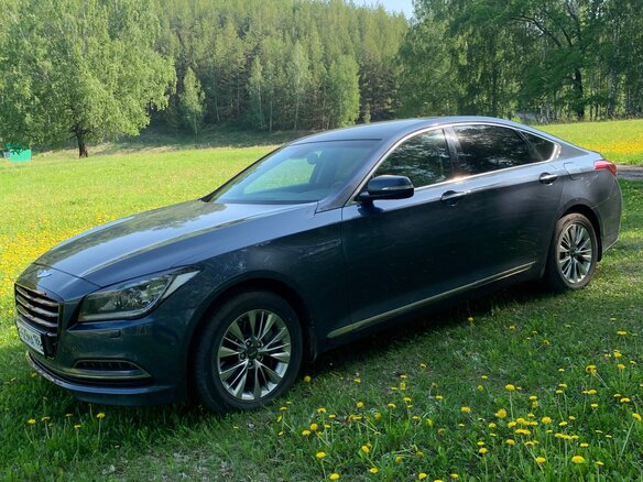 2015 Hyundai Genesis II, серый, 2100000 рублей - вид 1