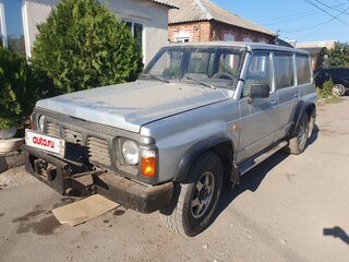 1990 Nissan Patrol IV (Y60), серебристый, 990000 рублей, вид 5