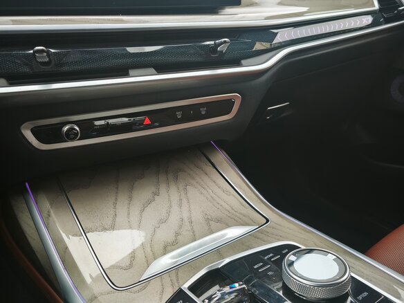 2023 BMW X7 40i I (G07) Рестайлинг, серый, 6500000 рублей - вид 30