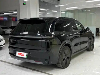 2024 Li Auto (Lixiang) L8 42.8 kWh I Рестайлинг, чёрный, 6987222 рублей, вид 3