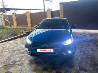 2018 Hyundai Solaris II, синий, 1450000 рублей, вид 1