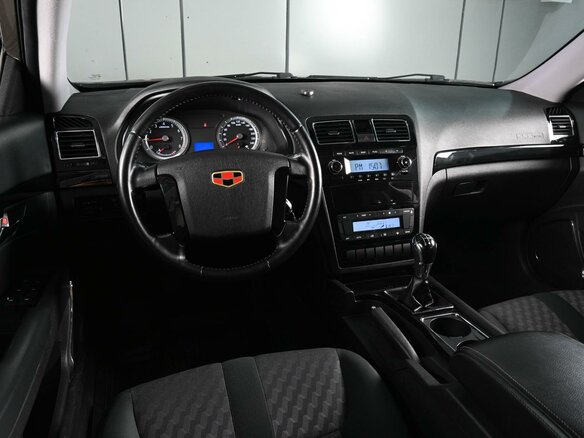 2013 Geely Emgrand EC8, коричневый, 525000 рублей - вид 5