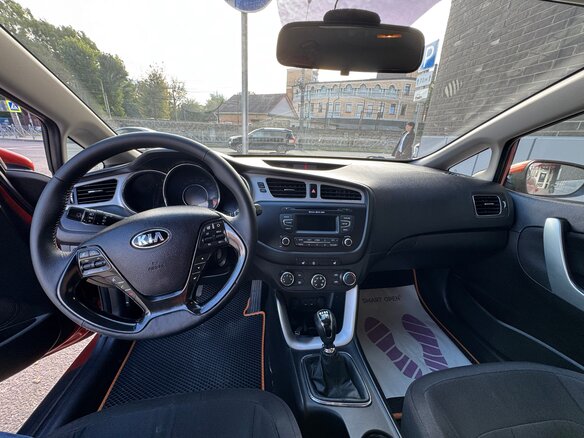 2013 Kia Ceed II, оранжевый, 940000 рублей - вид 6