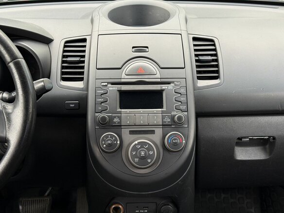 2009 Kia Soul I, чёрный - вид 12