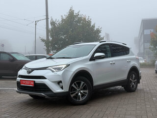 2018 Toyota RAV4 IV (XA40) Рестайлинг, белый, 2299000 рублей, вид 3