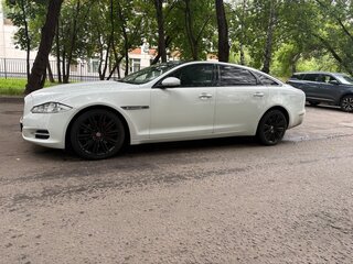 2014 Jaguar XJ Long IV (X351), белый, 1450000 рублей, вид 1
