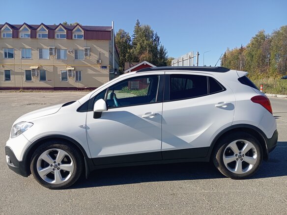 2013 Opel Mokka I, белый, 1045000 рублей - вид 3