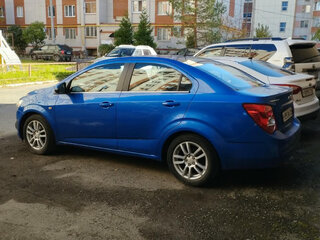 2013 Chevrolet Aveo II, синий, 800000 рублей, вид 4