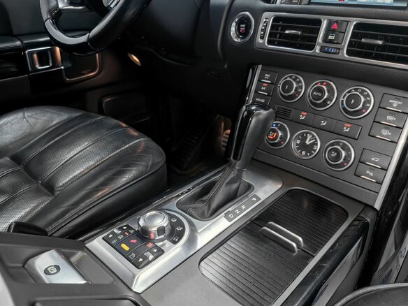 2009 Land Rover Range Rover Supercharged III Рестайлинг 2, коричневый, 1520000 рублей - вид 13