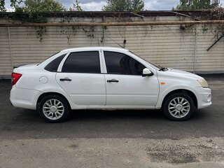 2012 Lada (ВАЗ) Granta I, белый, 285000 рублей, вид 2