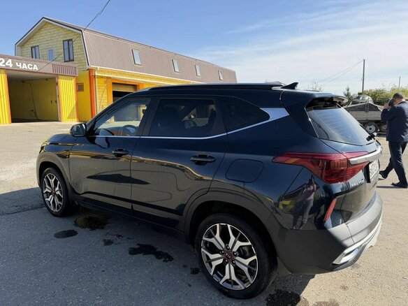 2020 Kia Seltos I, синий, 2000000 рублей - вид 2