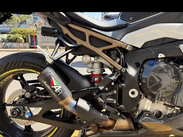 2022 BMW S 1000 R, серый, 1250000 рублей - вид 7