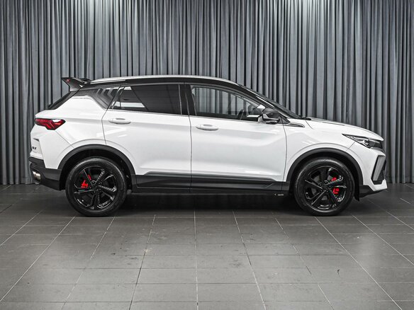 2023 Geely Coolray (Binyue Cool) I Рестайлинг, белый, 1898000 рублей - вид 4