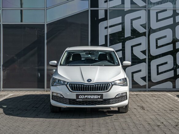 2021 Skoda Rapid II, белый, 1480000 рублей - вид 2