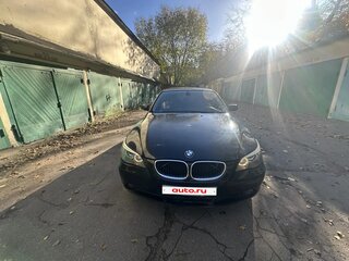 2005 BMW 5 серии 530i V (E60/E61), чёрный, 800000 рублей, вид 1