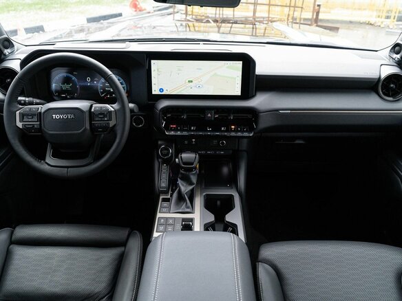 2025 Toyota Land Cruiser Prado 250 Series, чёрный, 11700000 рублей - вид 15