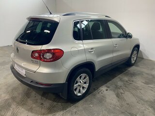 2010 Volkswagen Tiguan I, серебристый, 1100000 рублей, вид 4