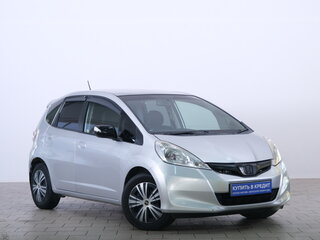 2010 Honda Fit Hybrid II, серый, 469000 рублей, вид 1