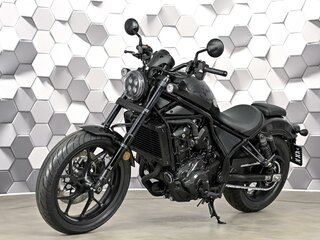 2024 Honda CMX 1100 Rebel, чёрный, 1377000 рублей, вид 2