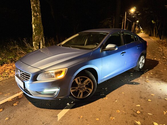 2014 Volvo S60 II Рестайлинг, голубой